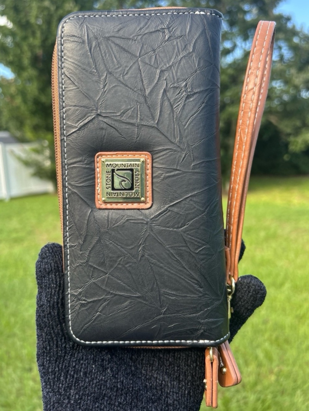 New Stone Mountain dual zip-around wristlet or wallet Detachable wrist strap